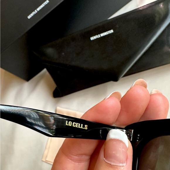 GENTLE MONSTER LOCELL.S Black sunglasses - Picture 2 of 5